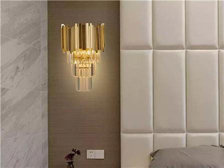 Luxury Elegant Design Design Crystal Stone Gold Painted Wall Sconce
